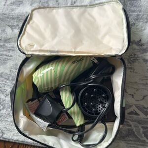 Amika Green and White Hair Dryer Set